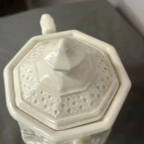 Vintage Lefton Sugar And Creamer Set - Picture 3 of 7